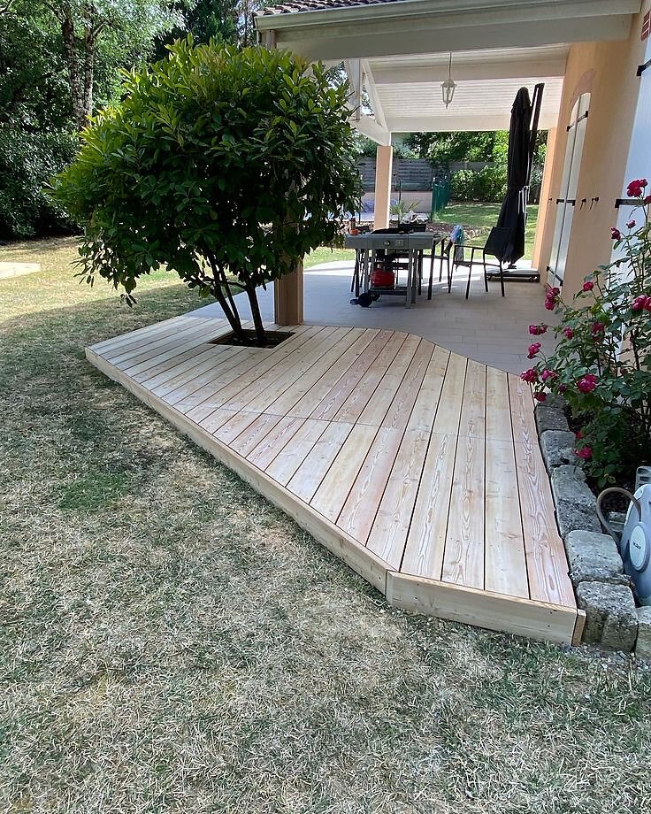 Création de terrasse réalisé à Chantepie par TMD Paysage